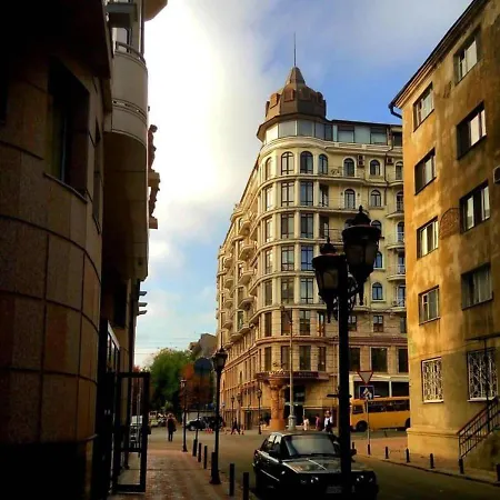 Апартаменты Apartment On Grecheskaya 5